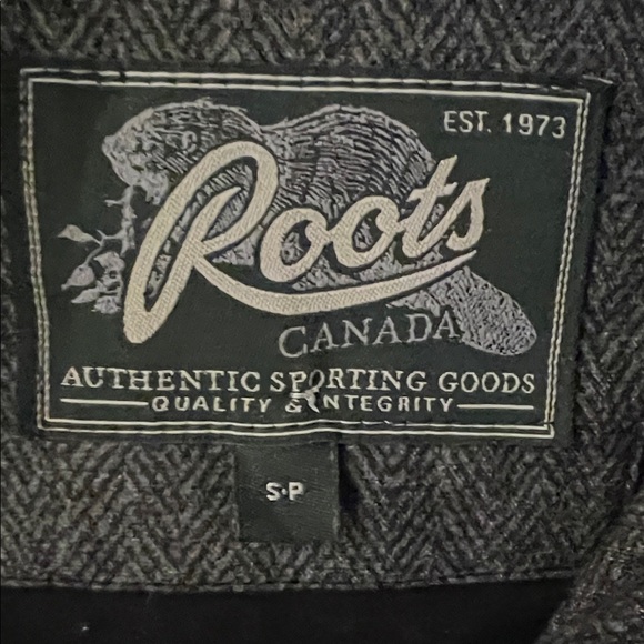 Roots Gray Down/Feather Puffer Vest - Picture 2 of 8